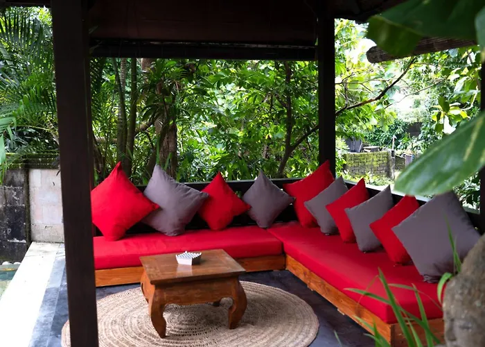 Bed & Breakfast Damewa House